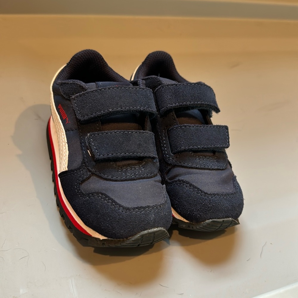 Boys puma shoes